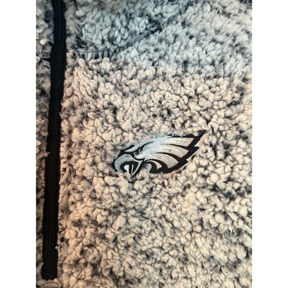 NFL Eagles Fleece Jacket Womens M Fuzzy Quarter Zip Gray White Pullover - Picture 2 of 7